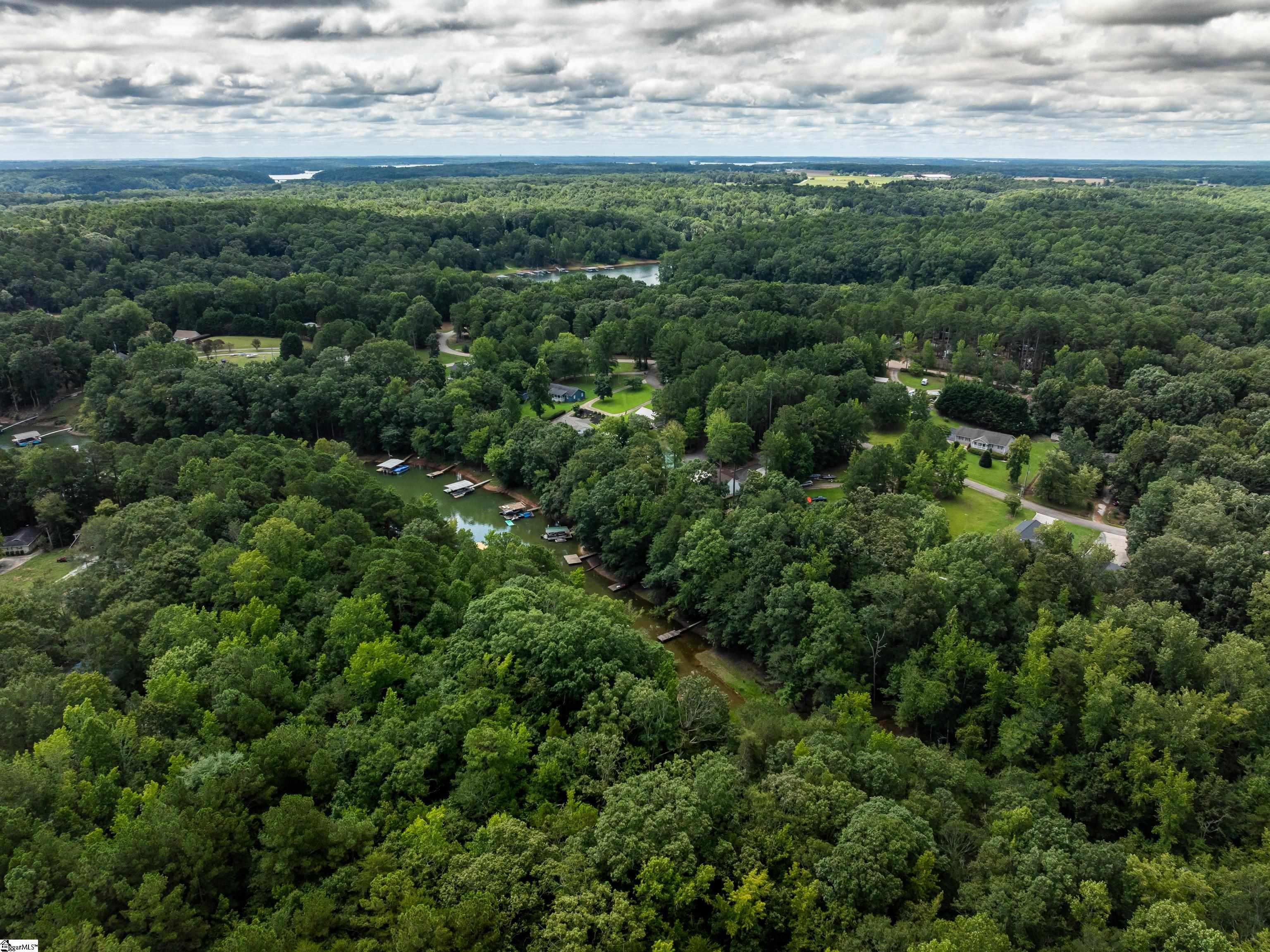 02 Pinetree Road Townville, SC 29689