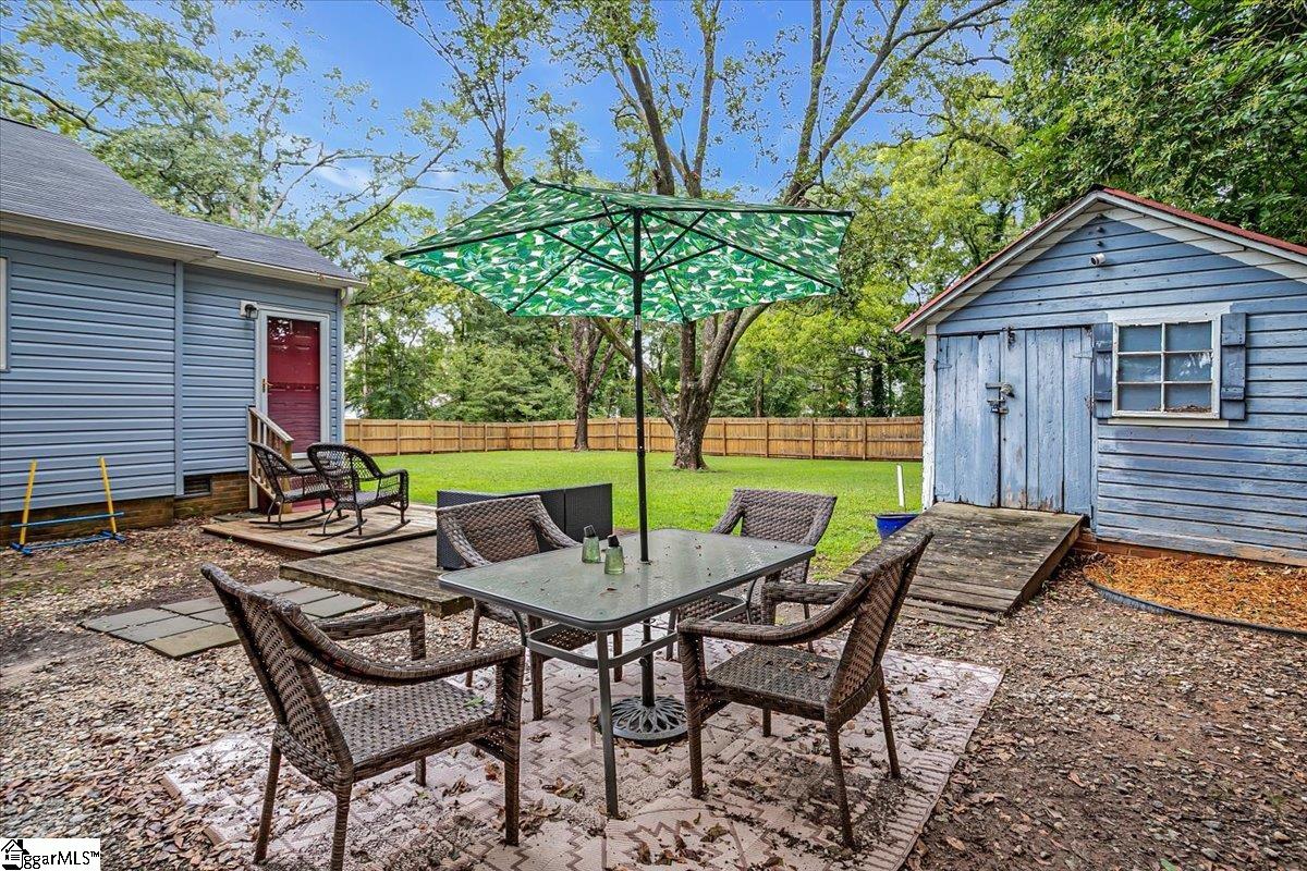 145 Cambridge Circle Spartanburg, SC 29306