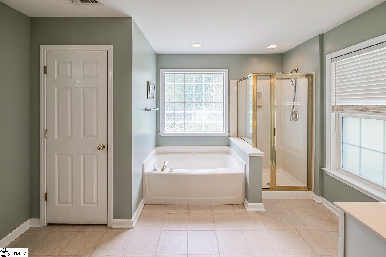 203 Crown Empire Court Simpsonville, SC 29681