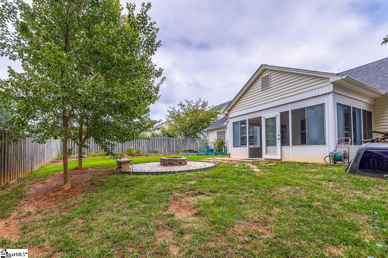 203 Crown Empire Court Simpsonville, SC 29681