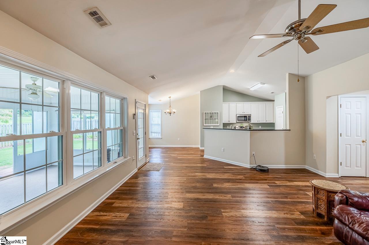 203 Crown Empire Court Simpsonville, SC 29681