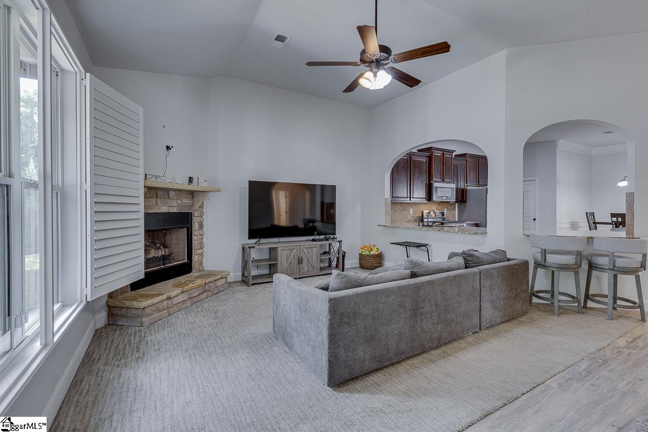 505 E Czardas Way Woodruff, SC 29388