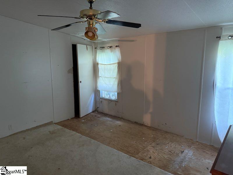 932 Hillside Church Road Fountain Inn, SC 29644