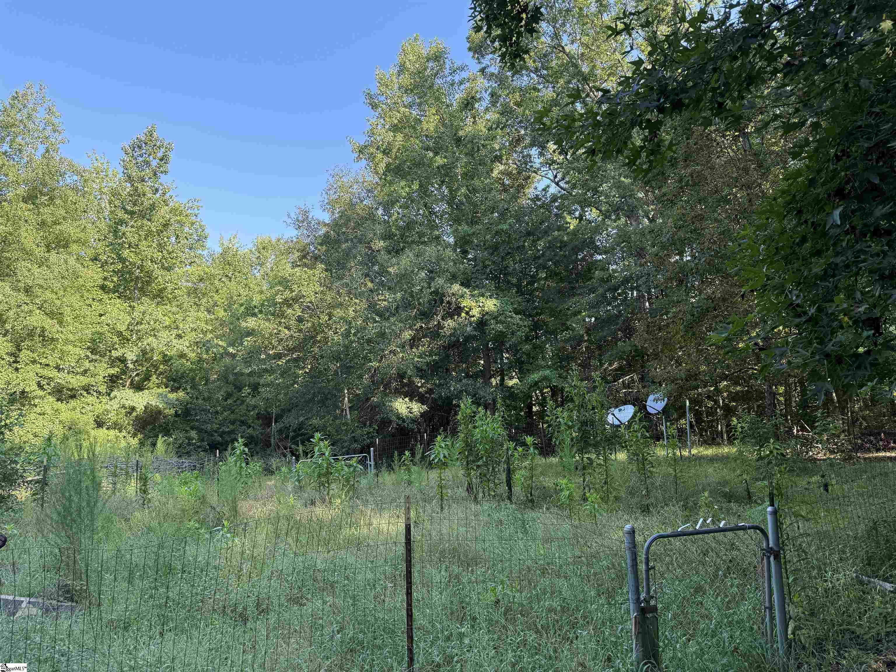 932 Hillside Church Road Fountain Inn, SC 29644