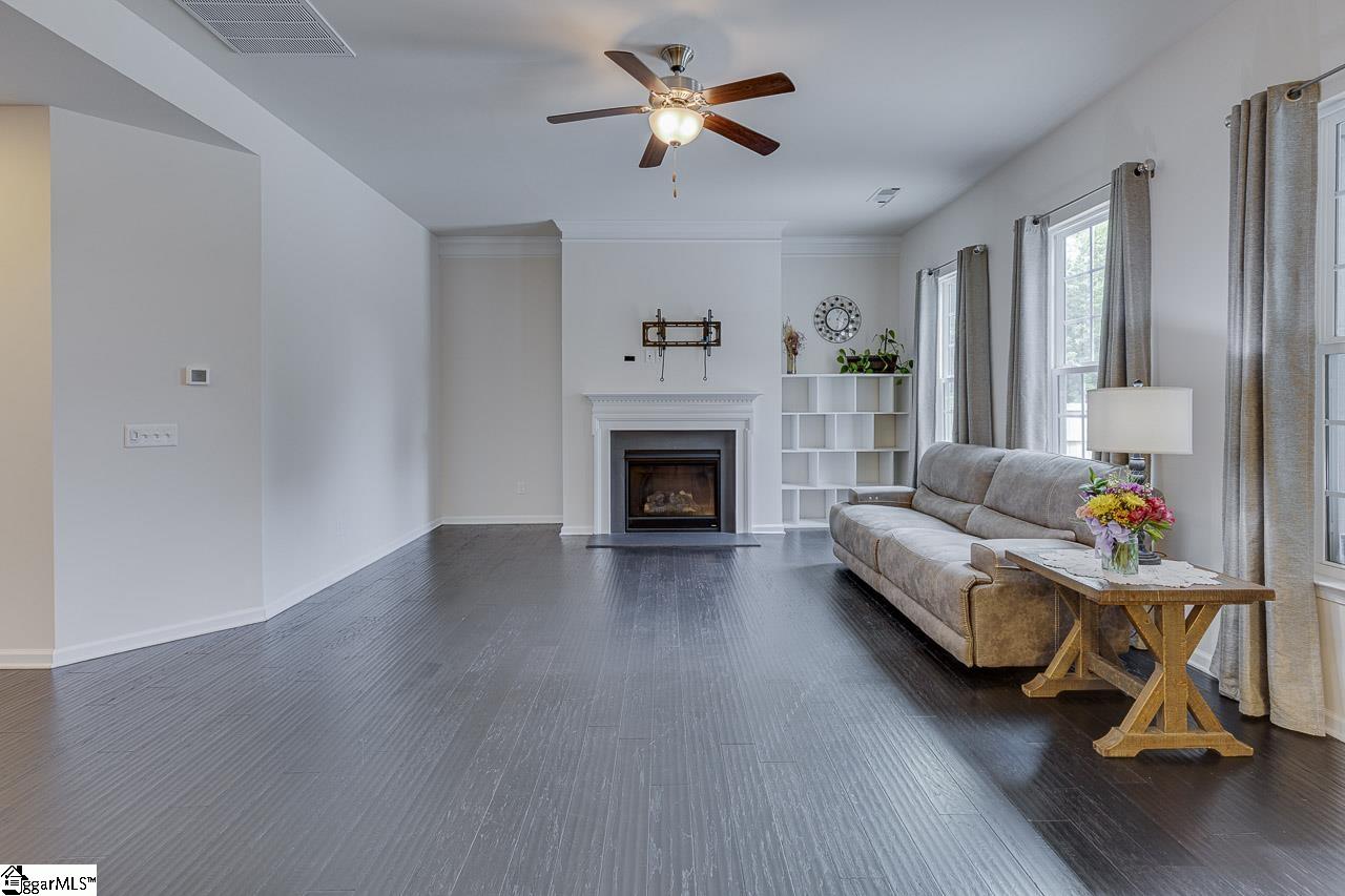 120 Dauphine Way Greer, SC 29650