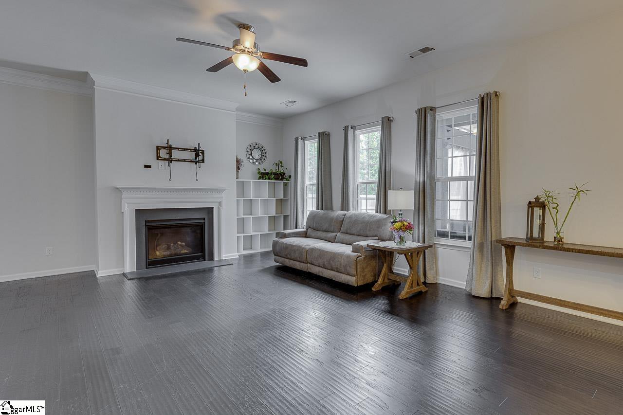 120 Dauphine Way Greer, SC 29650