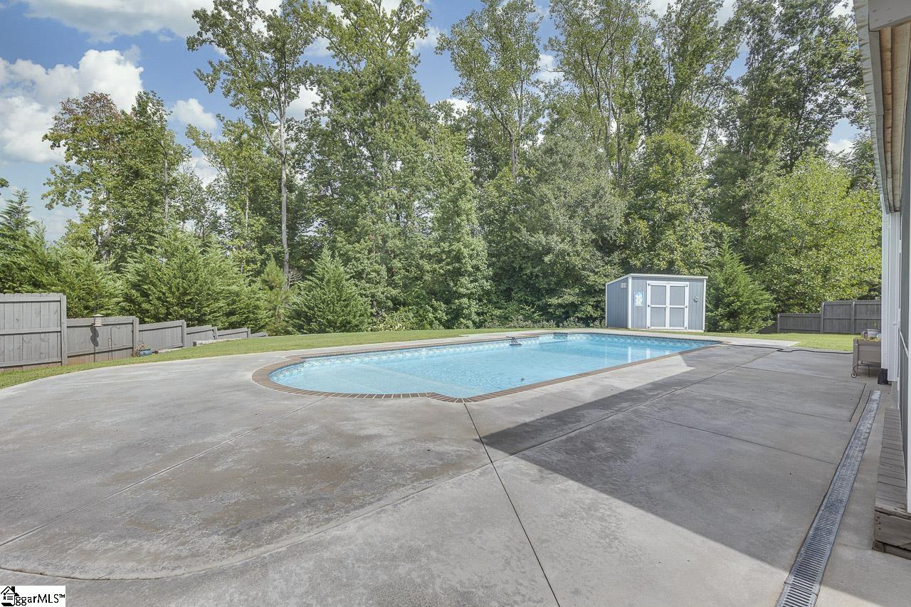 120 Dauphine Way Greer, SC 29650