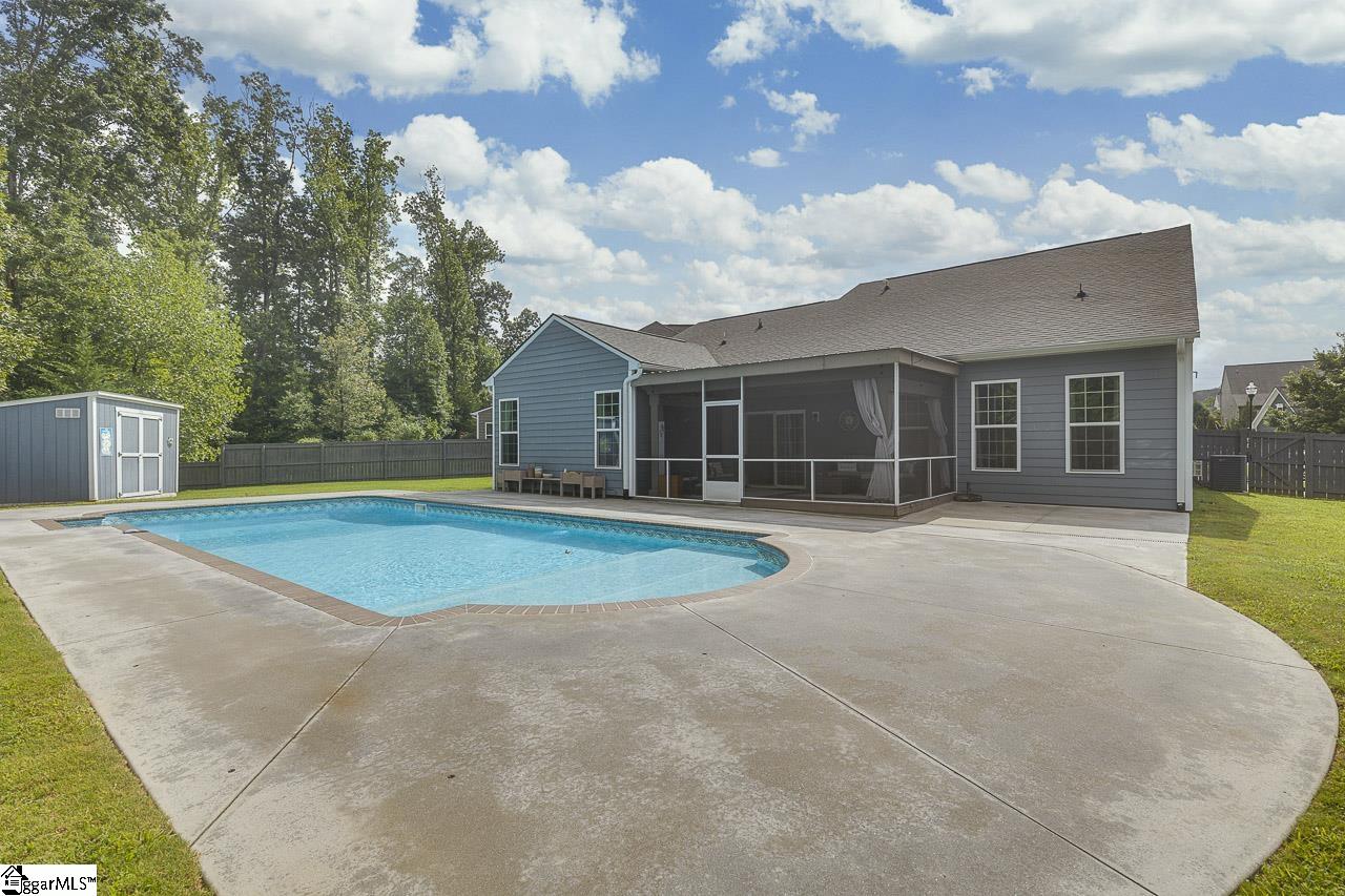 120 Dauphine Way Greer, SC 29650