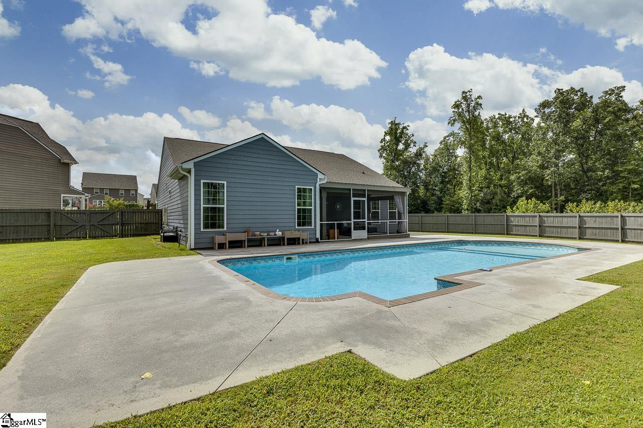 120 Dauphine Way Greer, SC 29650