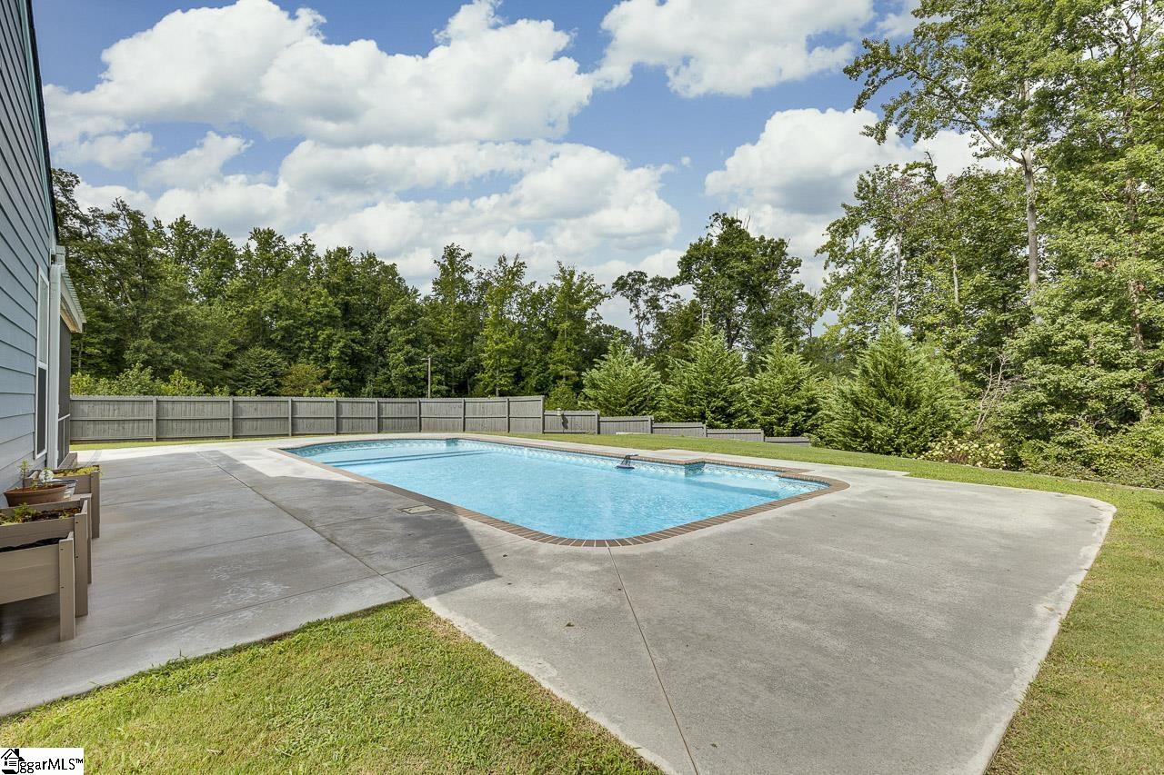 120 Dauphine Way Greer, SC 29650