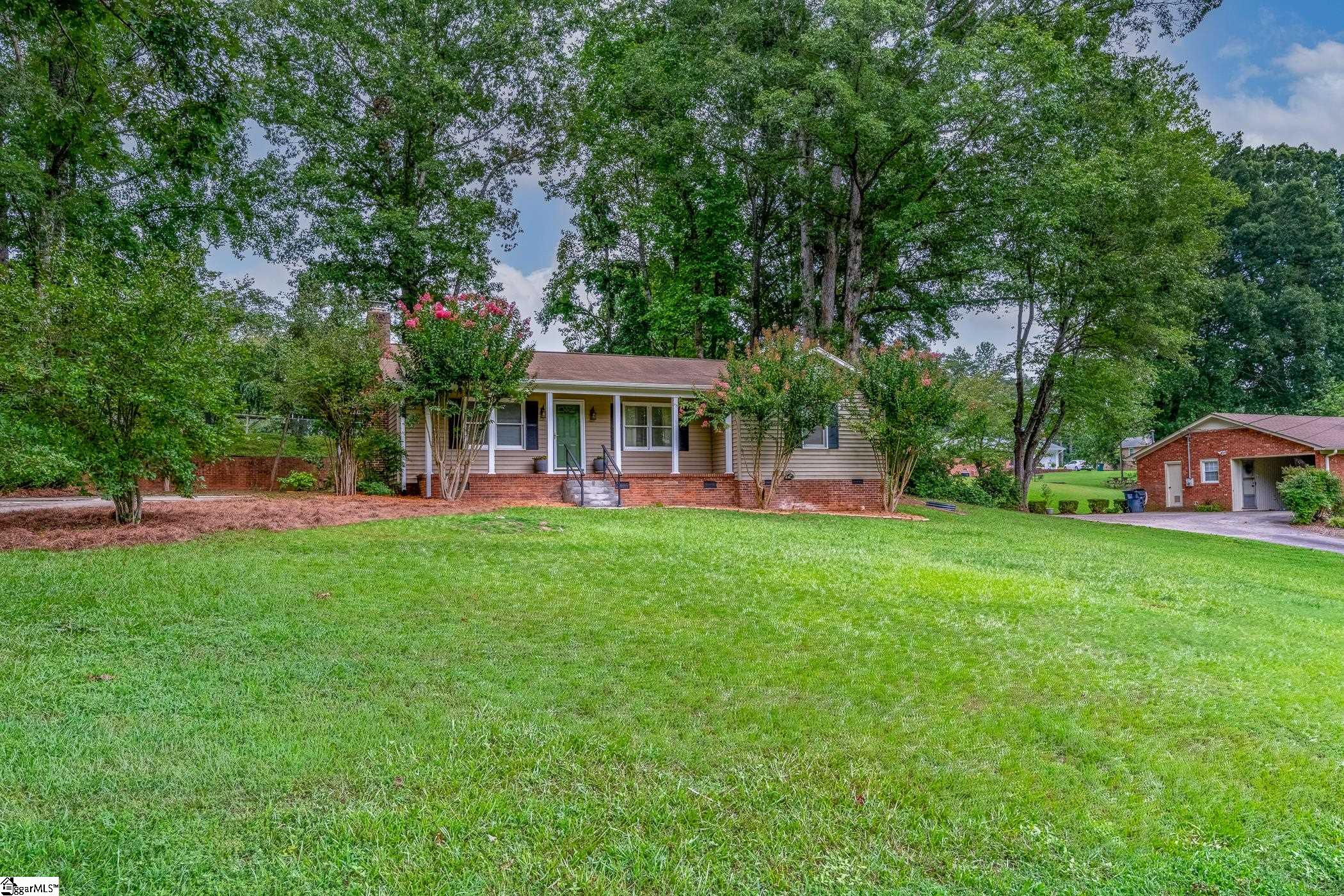 11 Dell Circle Travelers Rest, SC 29690