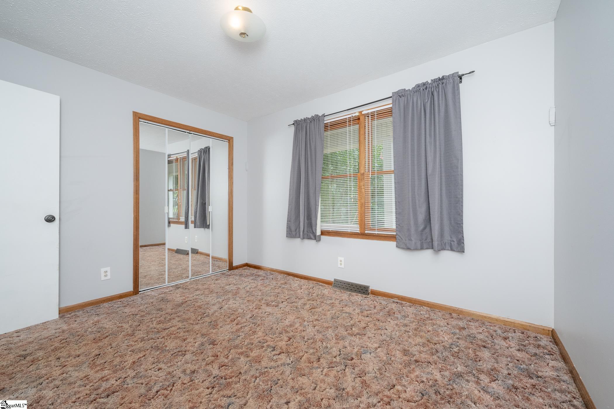 11 Dell Circle Travelers Rest, SC 29690