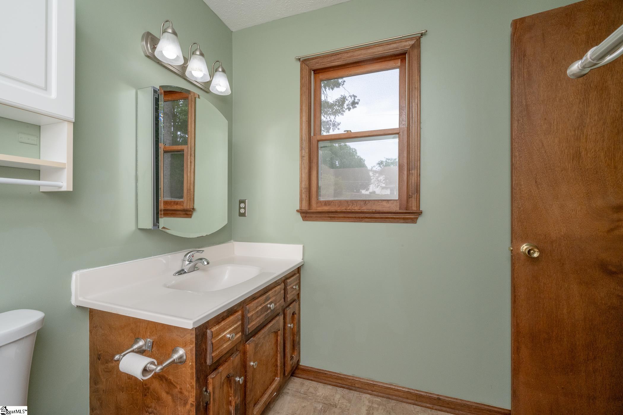 11 Dell Circle Travelers Rest, SC 29690