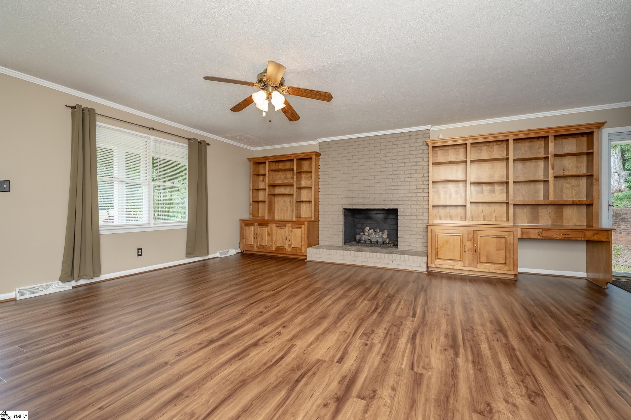 11 Dell Circle Travelers Rest, SC 29690