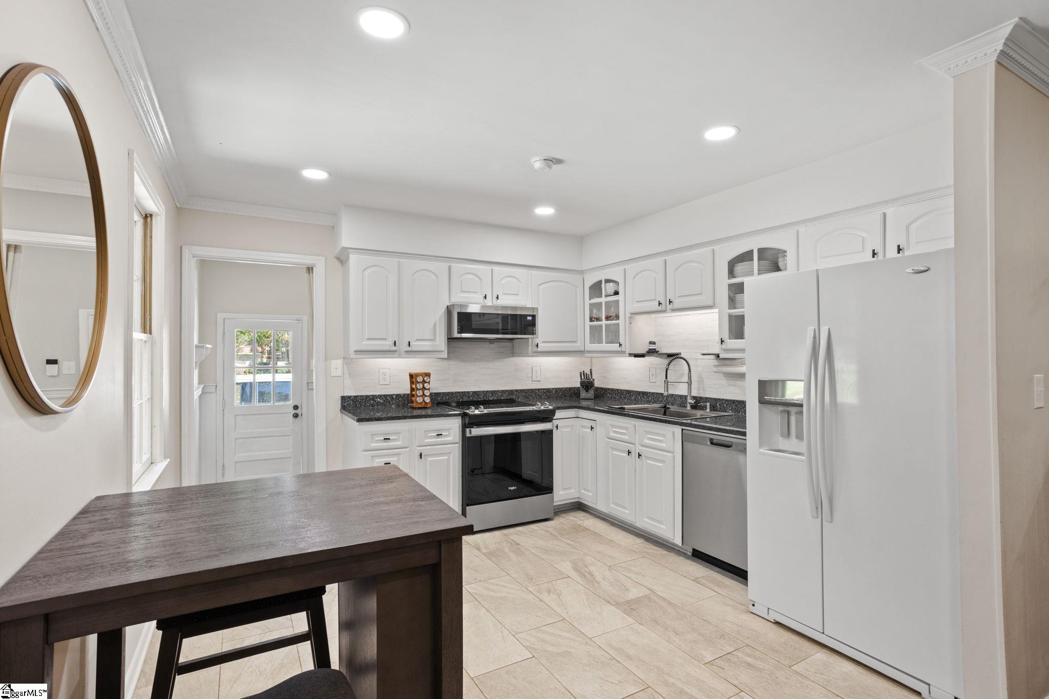 4940 Crosscreek Lane Greenville, SC 29615
