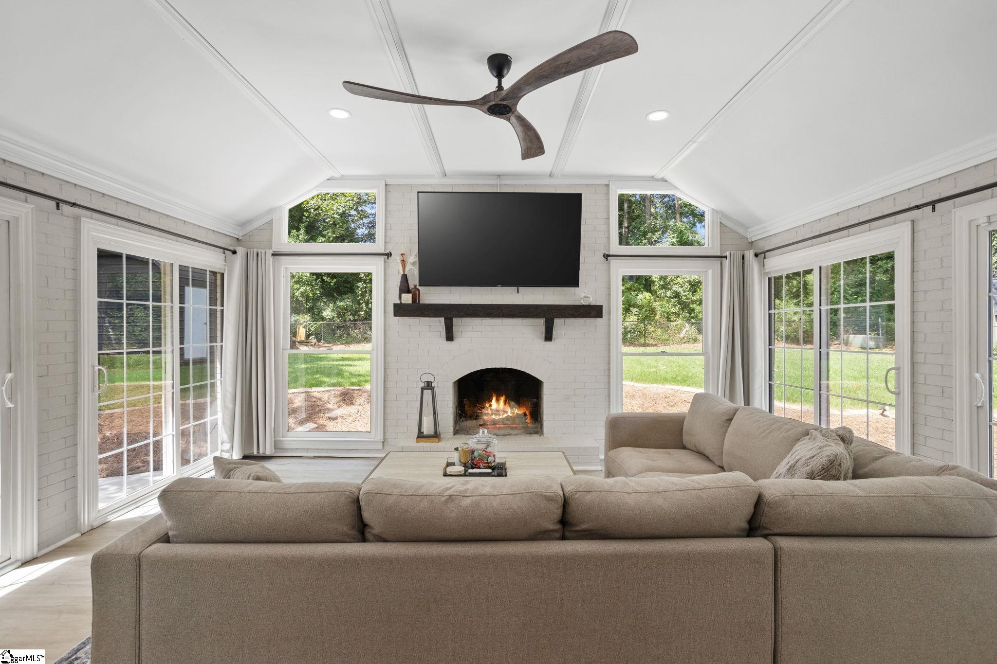 4940 Crosscreek Lane Greenville, SC 29615
