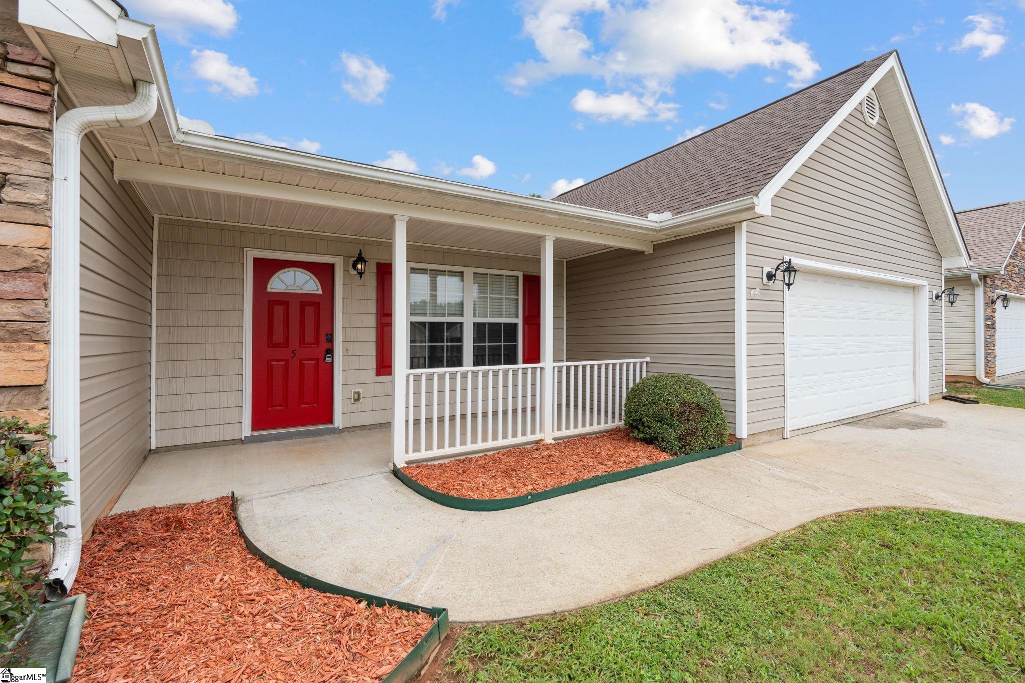 5 Ivory Arch Court Simpsonville, SC 29681