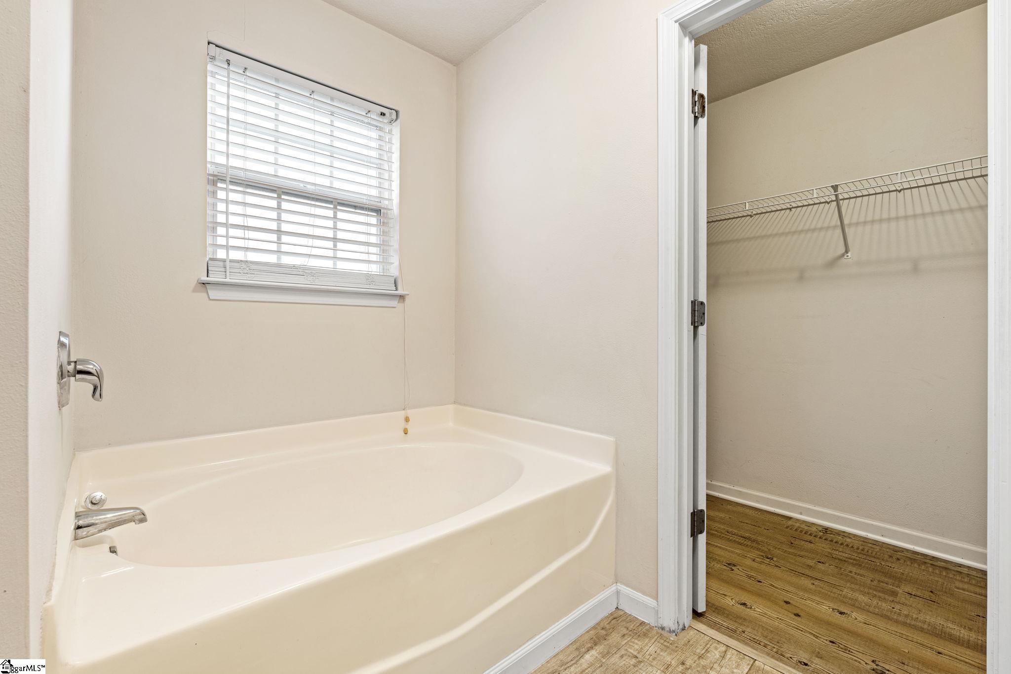 5 Ivory Arch Court Simpsonville, SC 29681