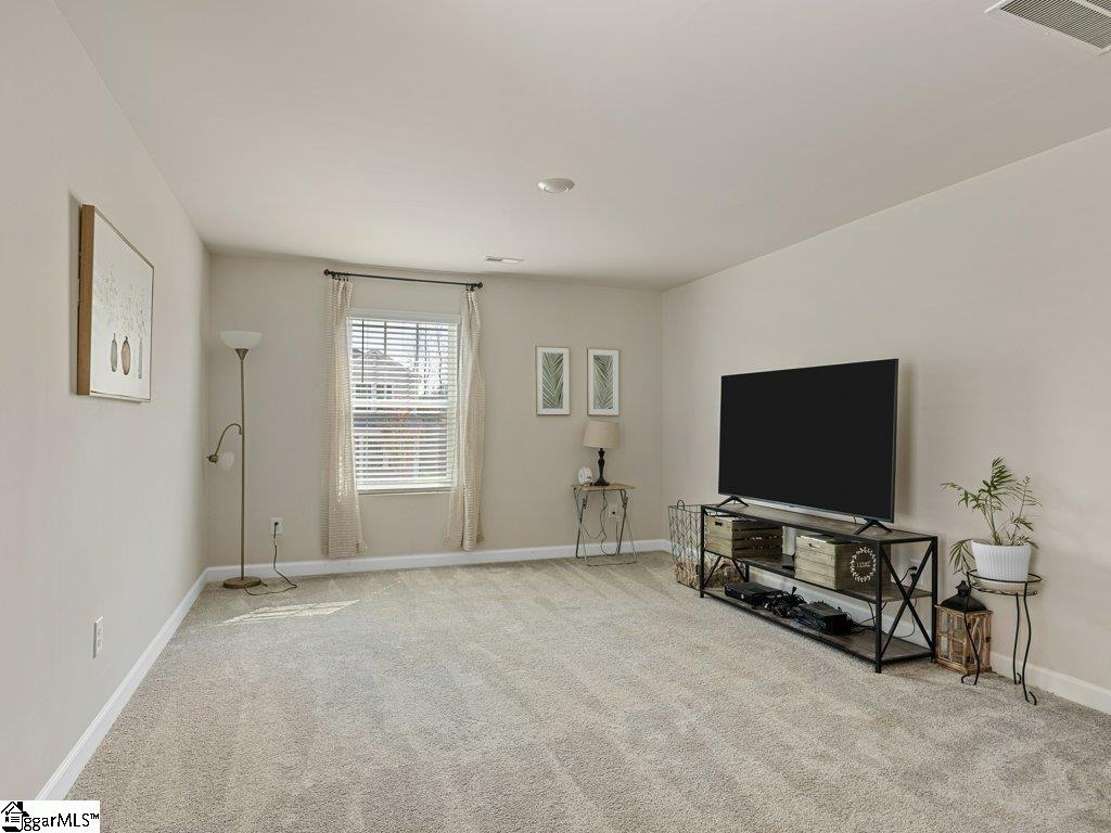 688 Grays Creek Road Spartanburg, SC 29303