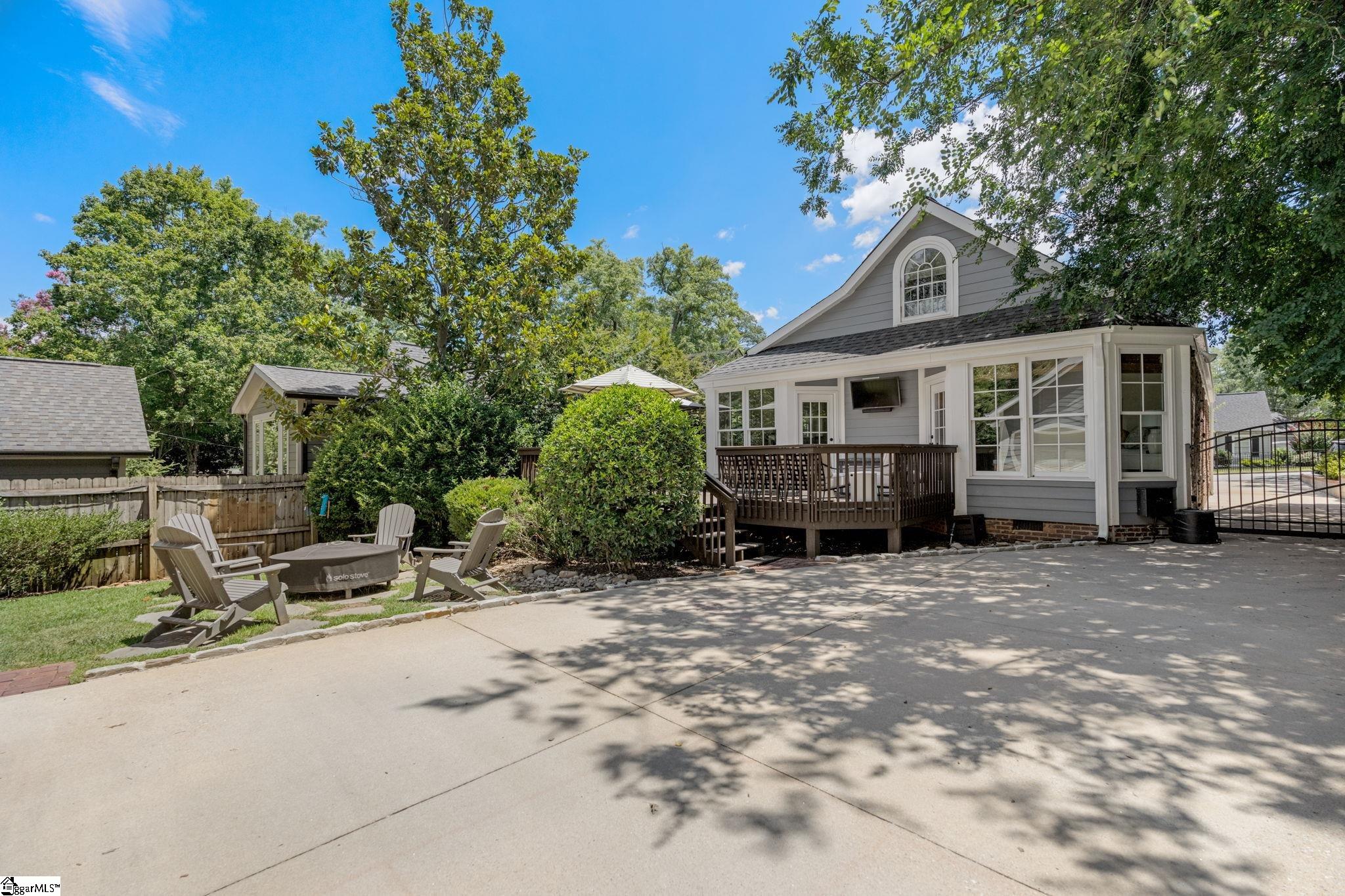138 Lanneau Drive Greenville, SC 29605