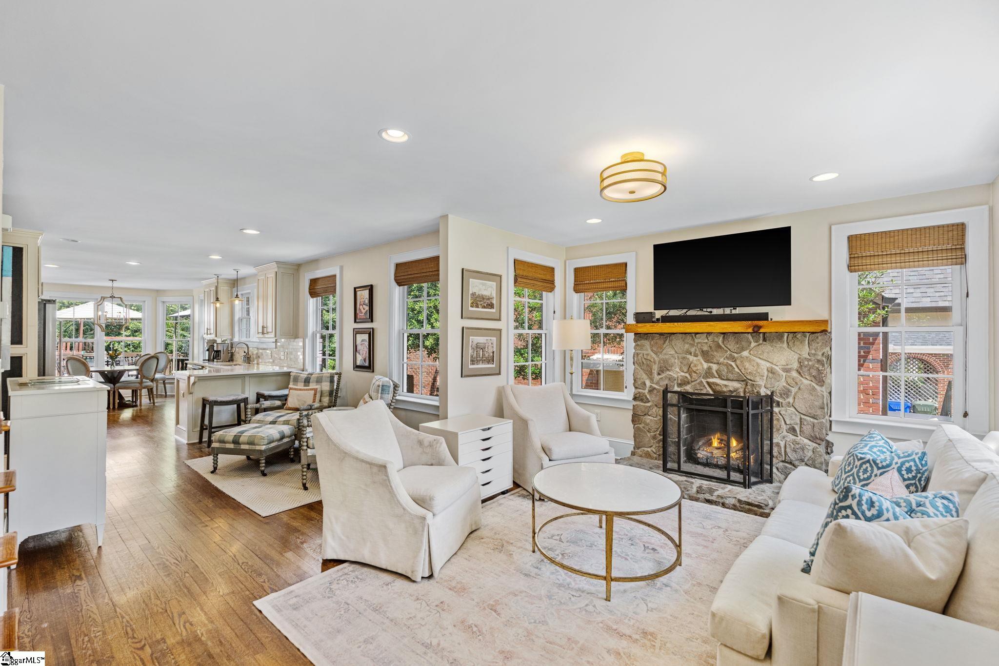 138 Lanneau Drive Greenville, SC 29605