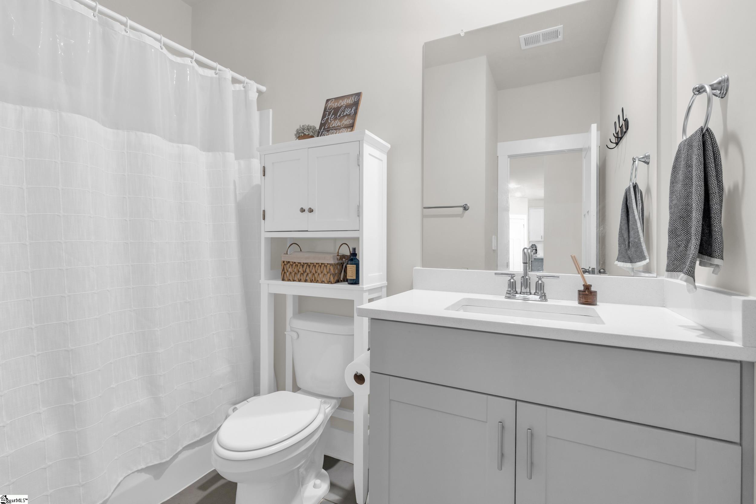 105 Allenby Lane Simpsonville, SC 29680