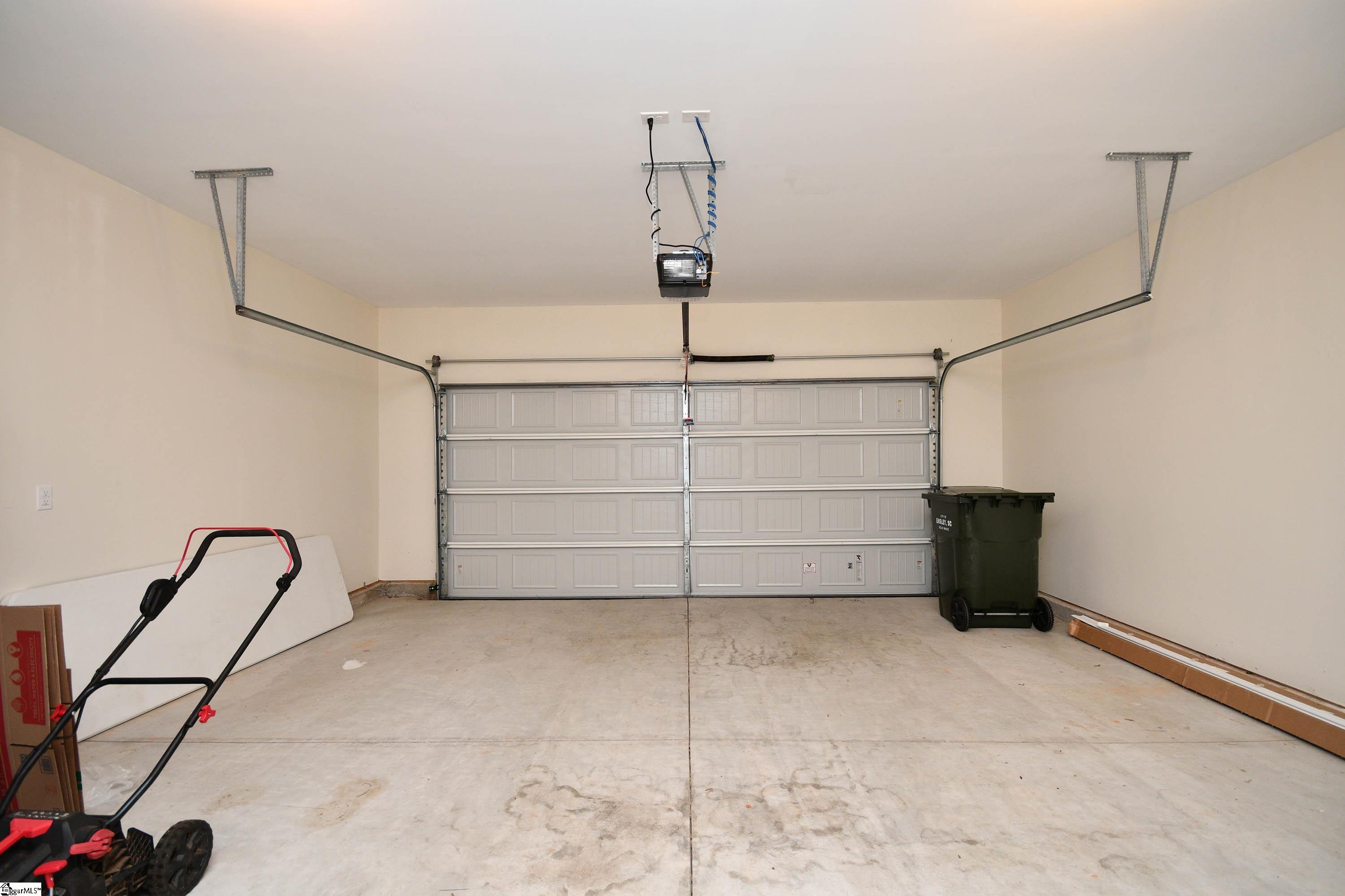 205 Lily Pond Place Easley, SC 29642