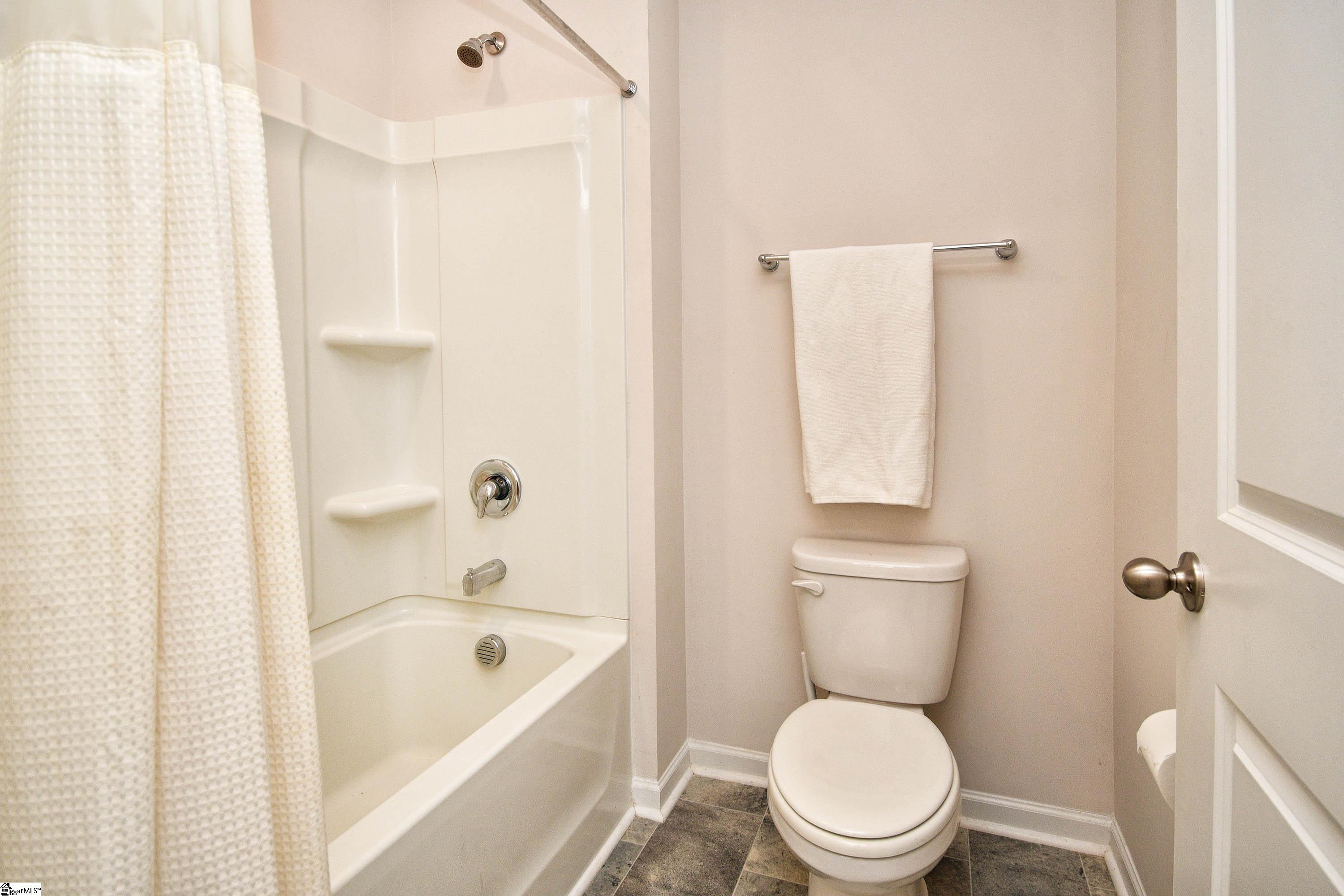 205 Lily Pond Place Easley, SC 29642