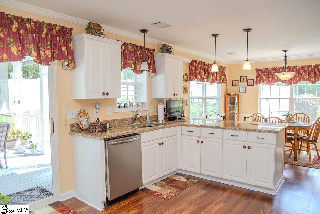 11 Stapleford Park Drive Greenville, SC 29607