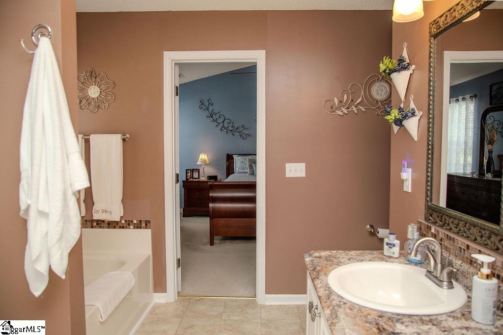 11 Stapleford Park Drive Greenville, SC 29607
