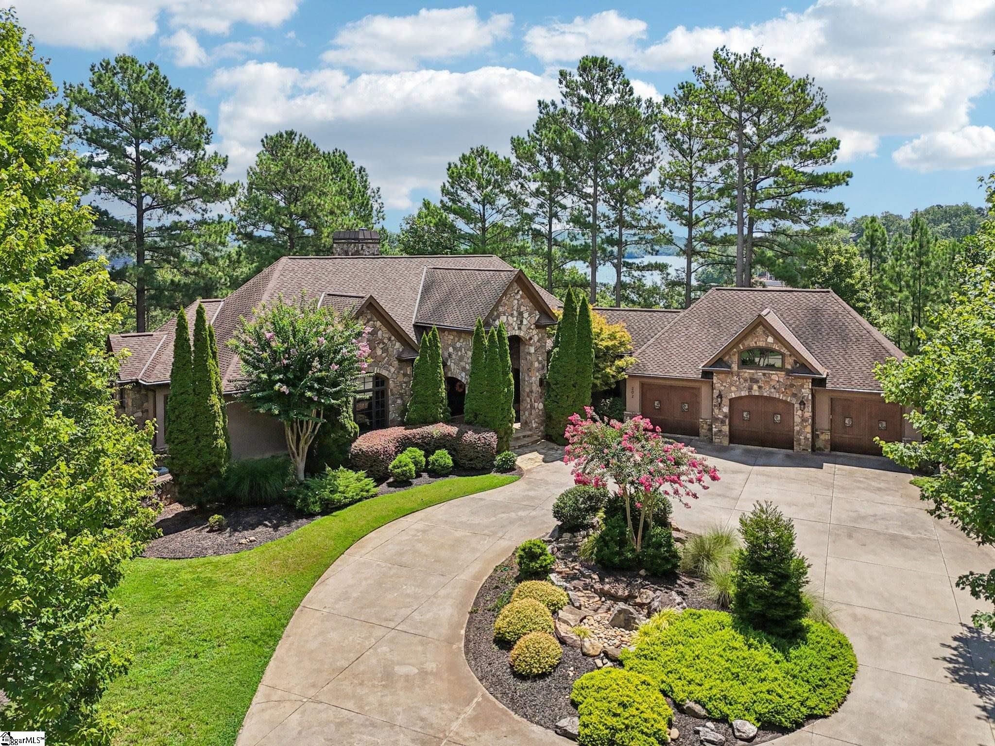 202 Hearthstone Way Salem, SC 29676