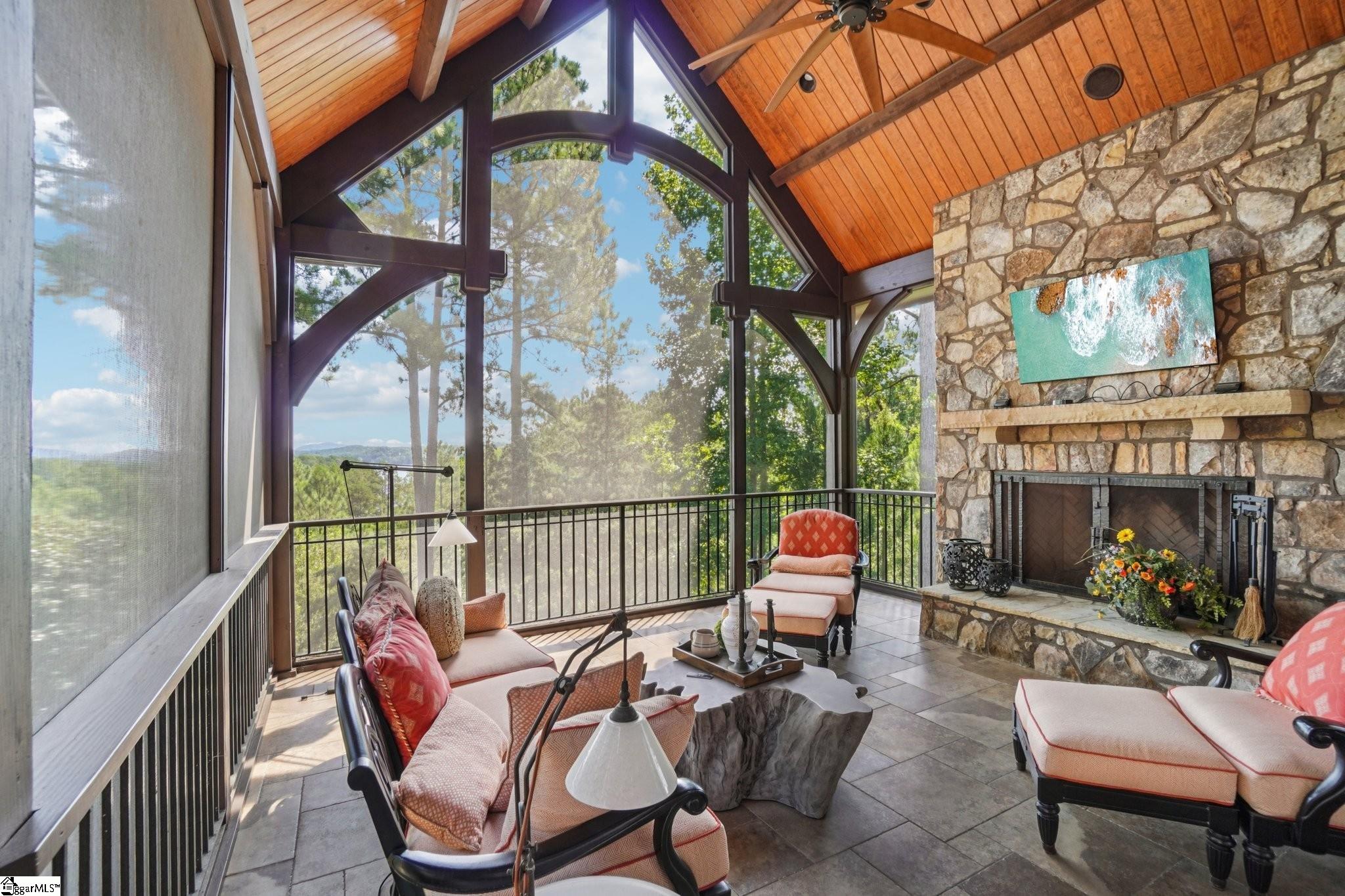 202 Hearthstone Way Salem, SC 29676