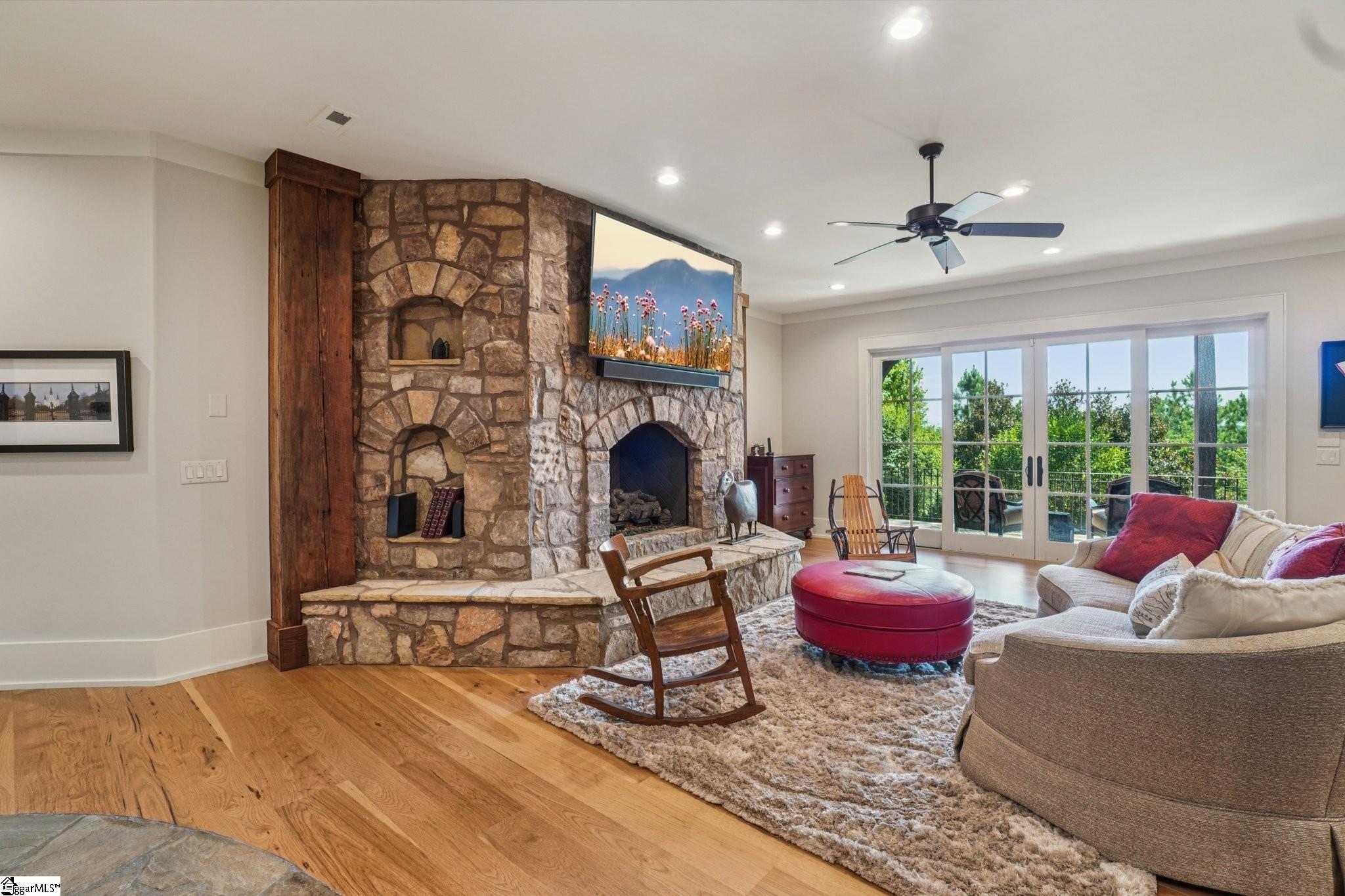 202 Hearthstone Way Salem, SC 29676