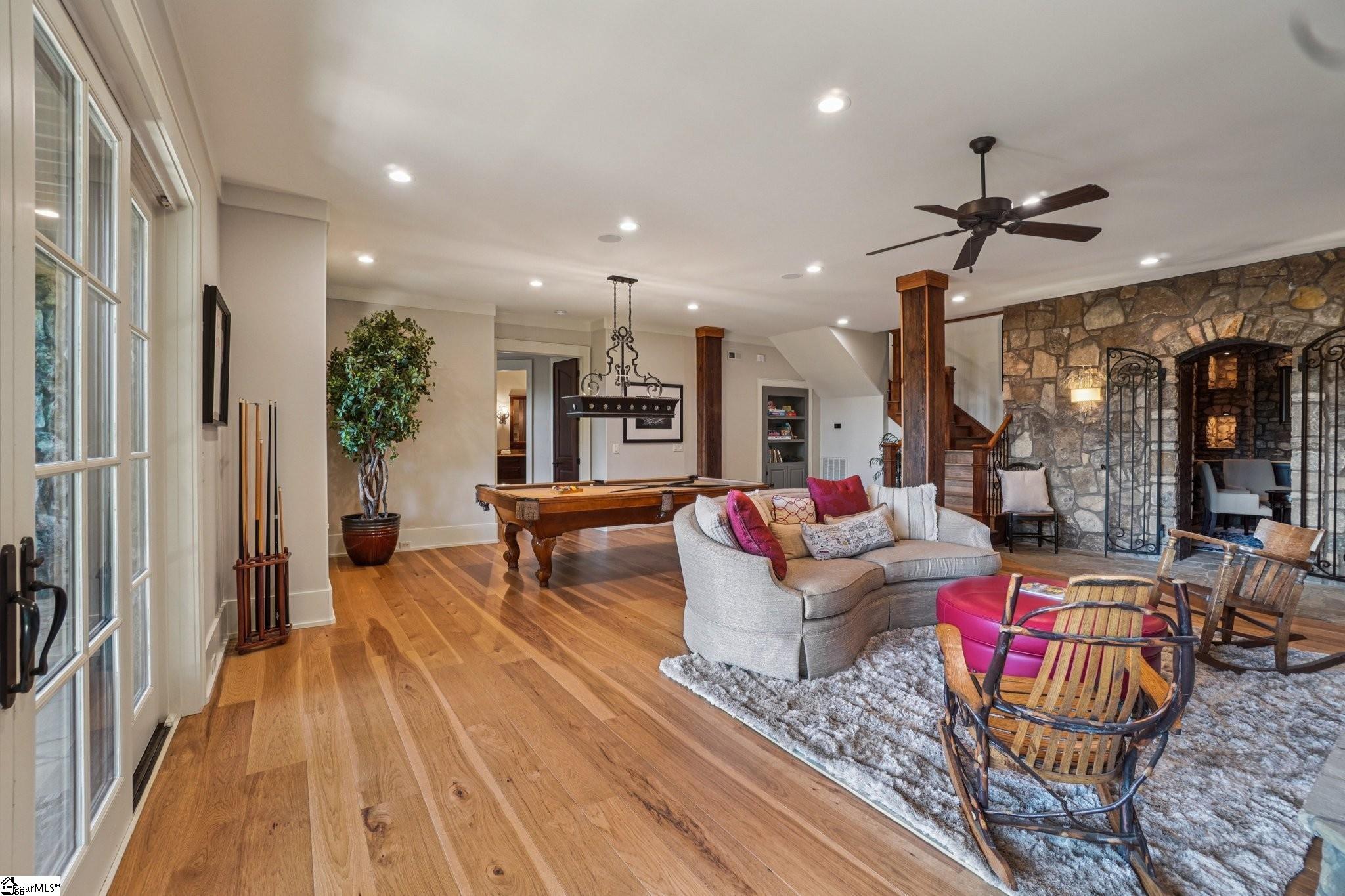 202 Hearthstone Way Salem, SC 29676