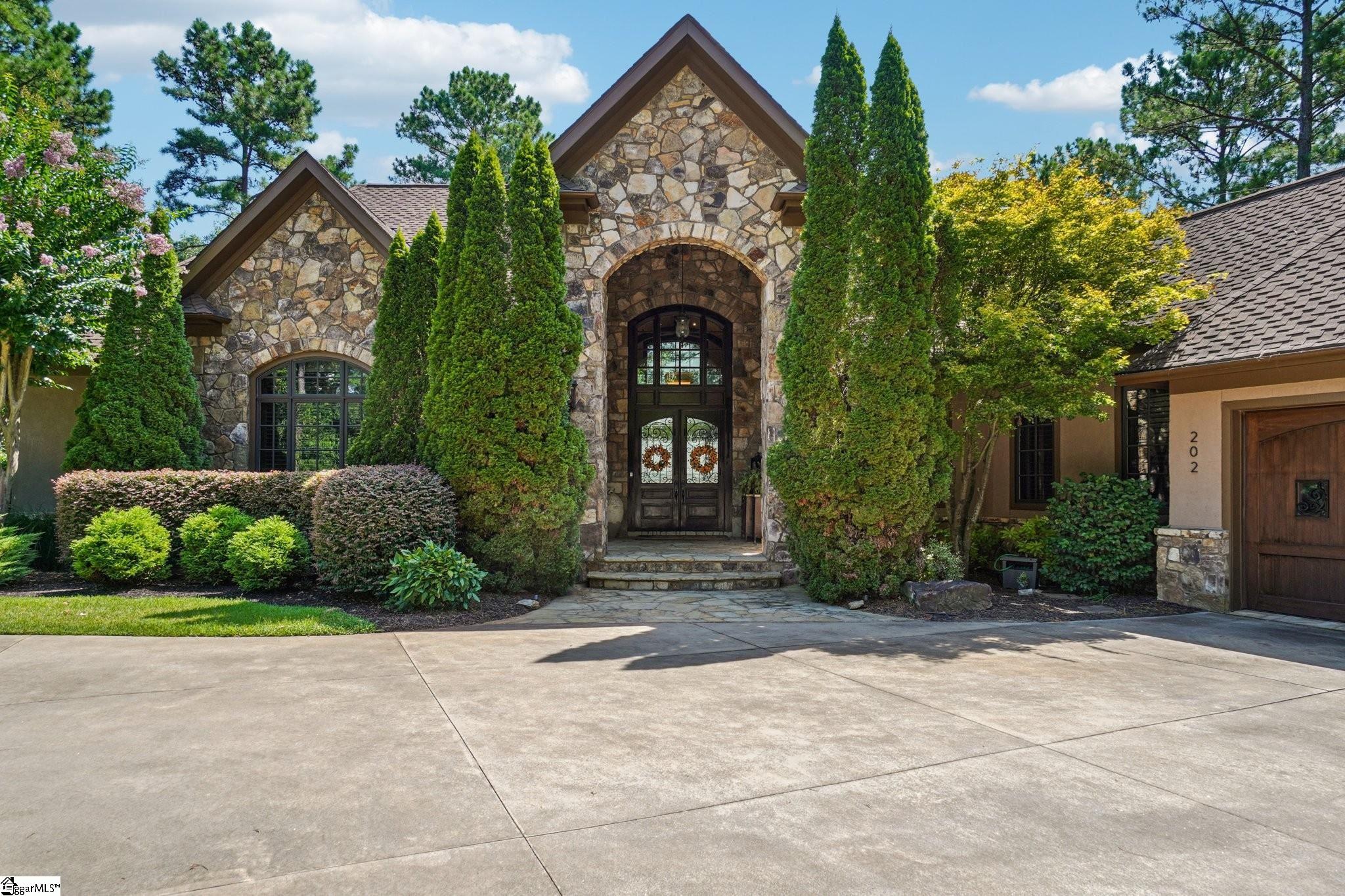 202 Hearthstone Way Salem, SC 29676