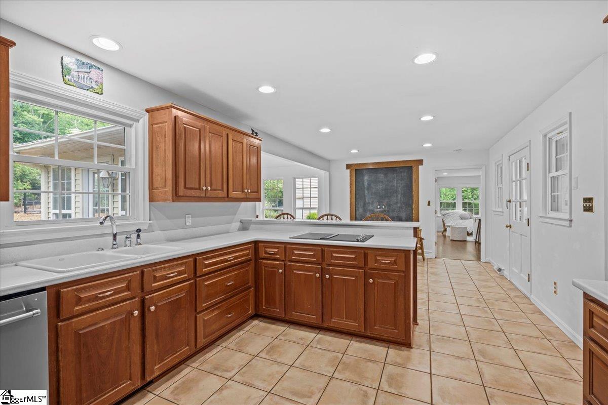20 Rocky Creek Lane Greenville, SC 29615