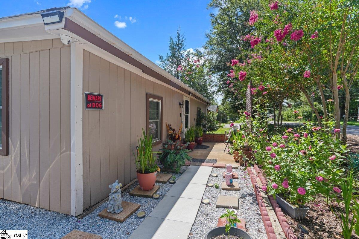 303 Hunter Street Seneca, SC 29678