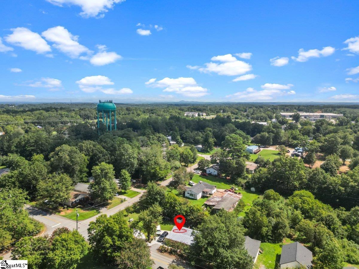 303 Hunter Street Seneca, SC 29678