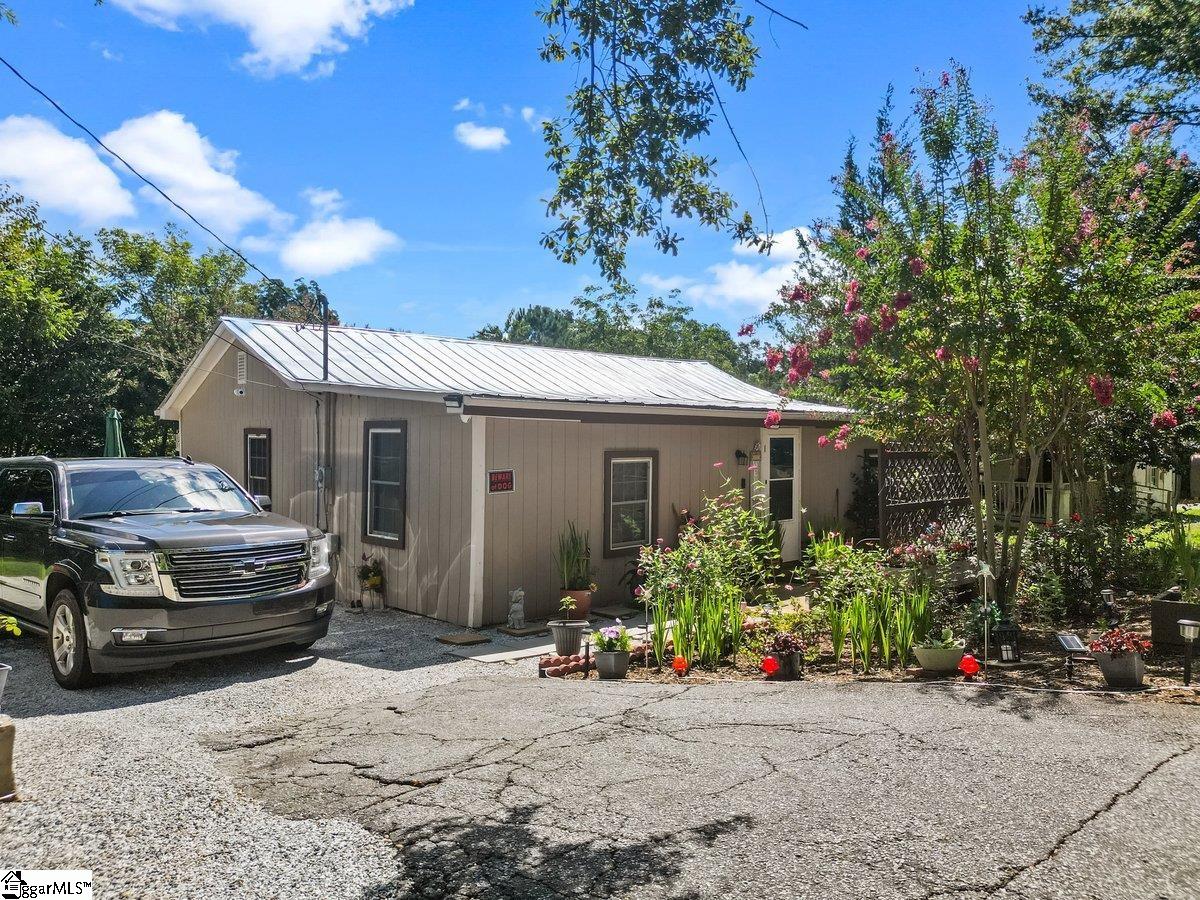 303 Hunter Street Seneca, SC 29678