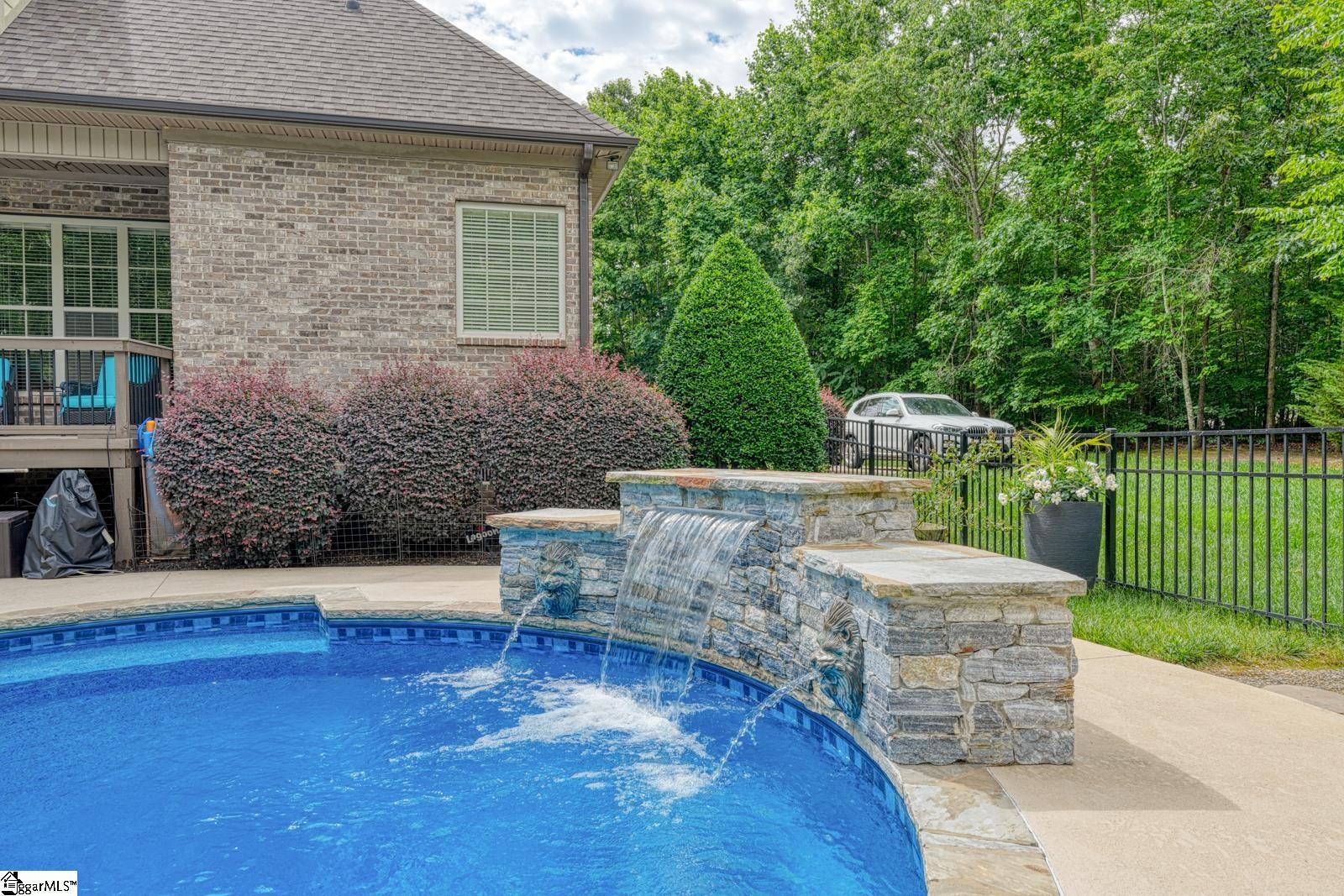 122 Beacon Hill Road Duncan, SC 29334