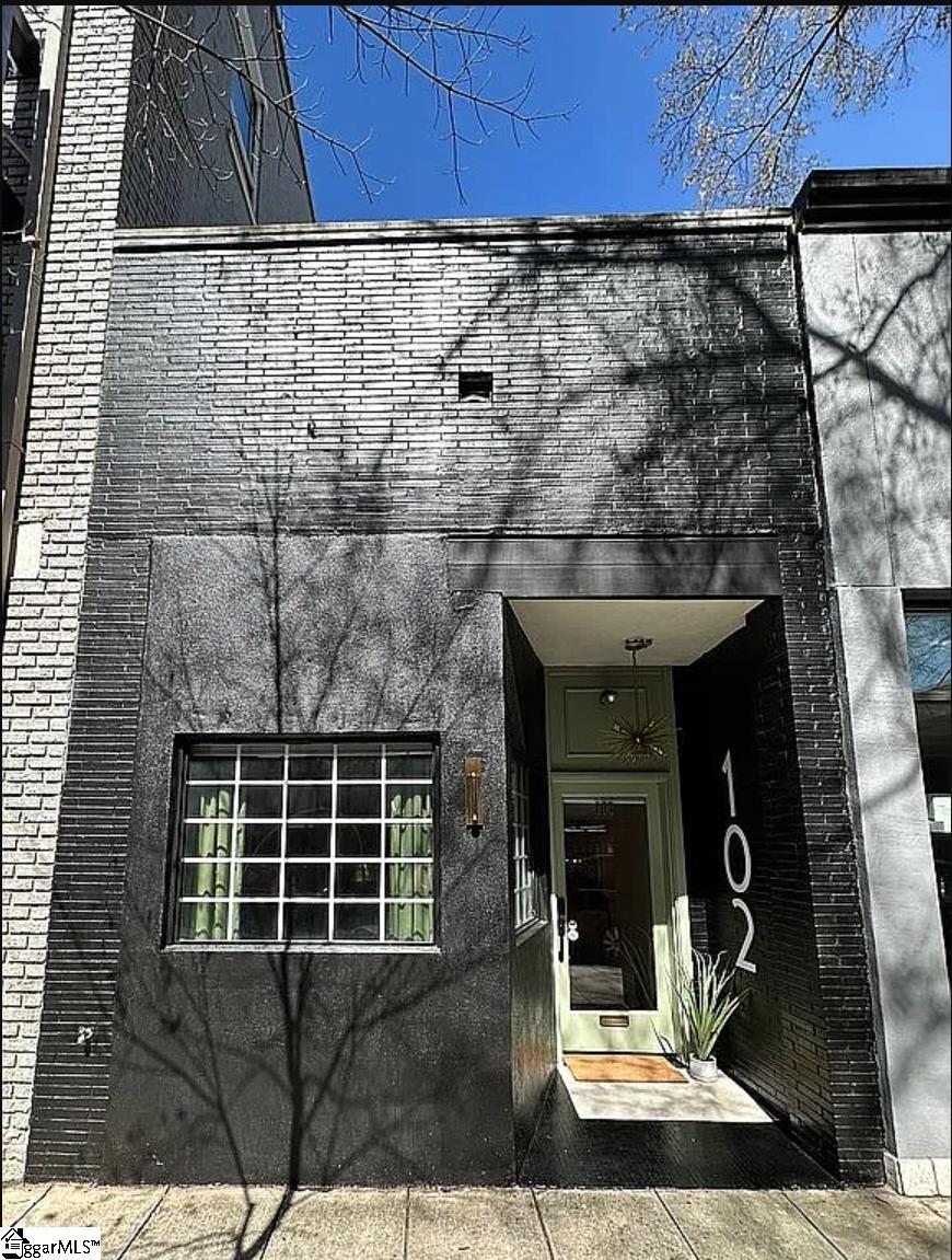 102 W North Street Greenville, SC 29601