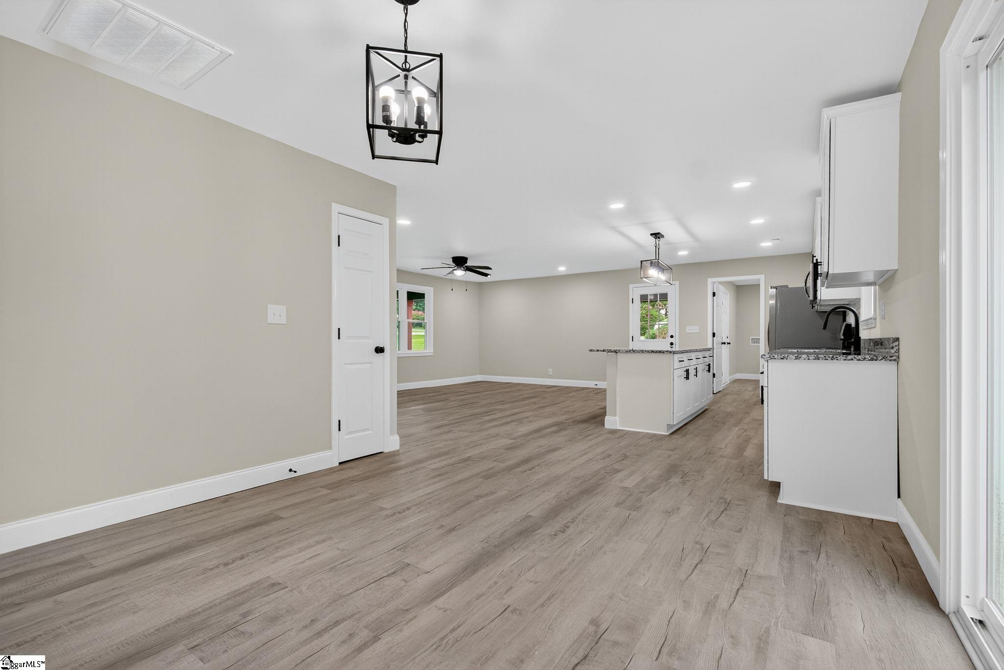2611 Highway 86 Piedmont, SC 29673