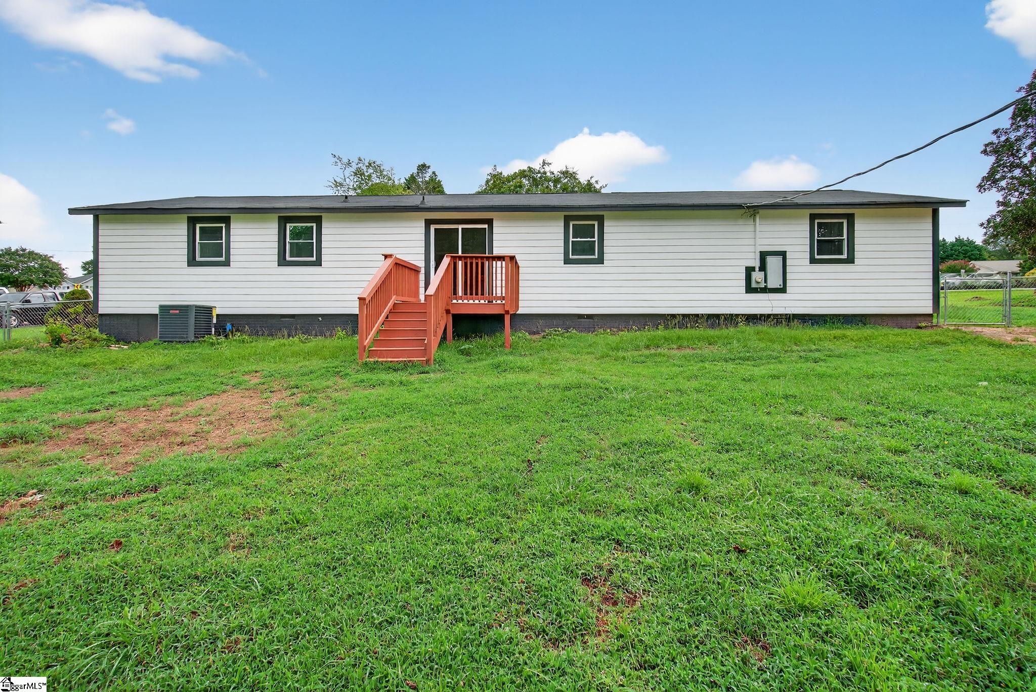 2611 Highway 86 Piedmont, SC 29673
