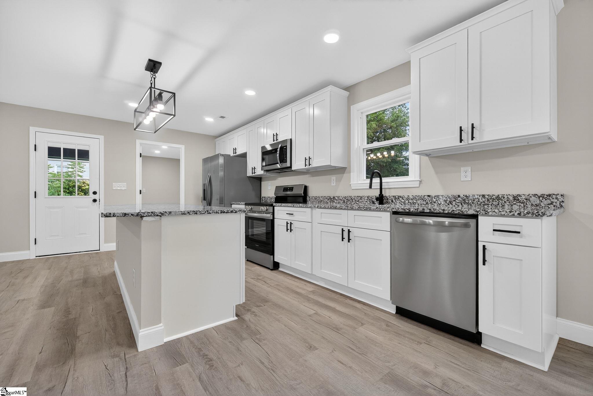 2611 Highway 86 Piedmont, SC 29673