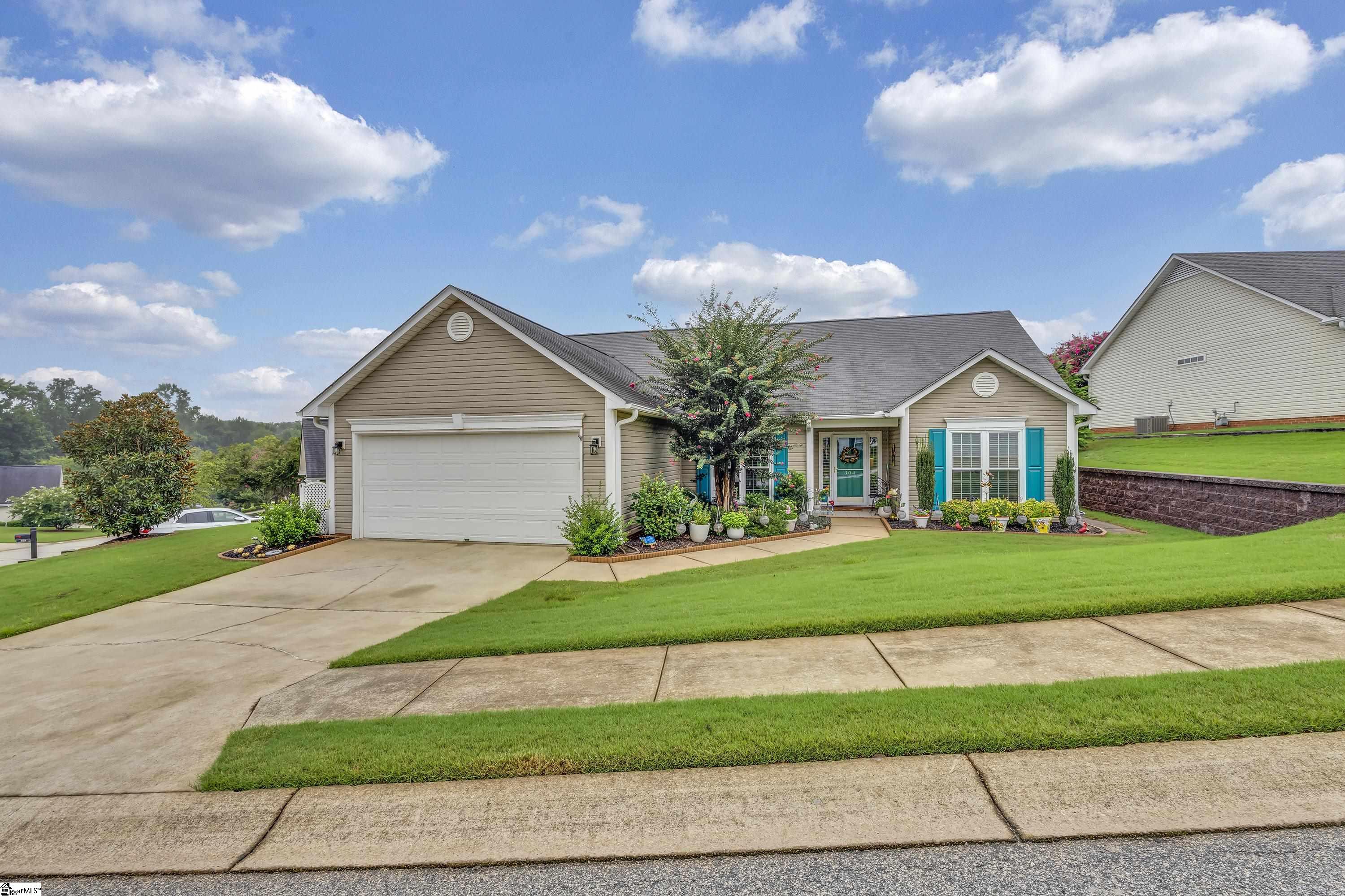 304 Lexington Place Way Greenville, SC 29615