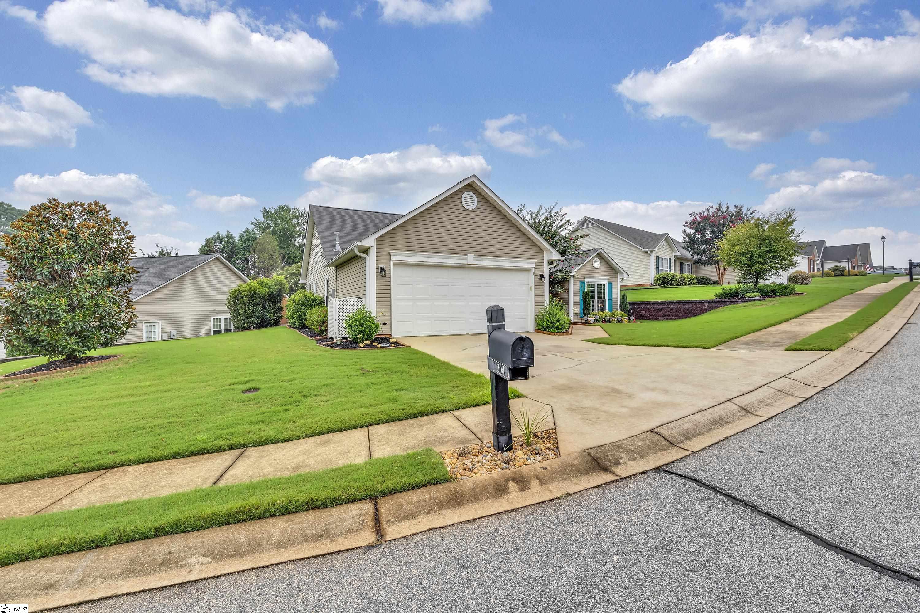 304 Lexington Place Way Greenville, SC 29615