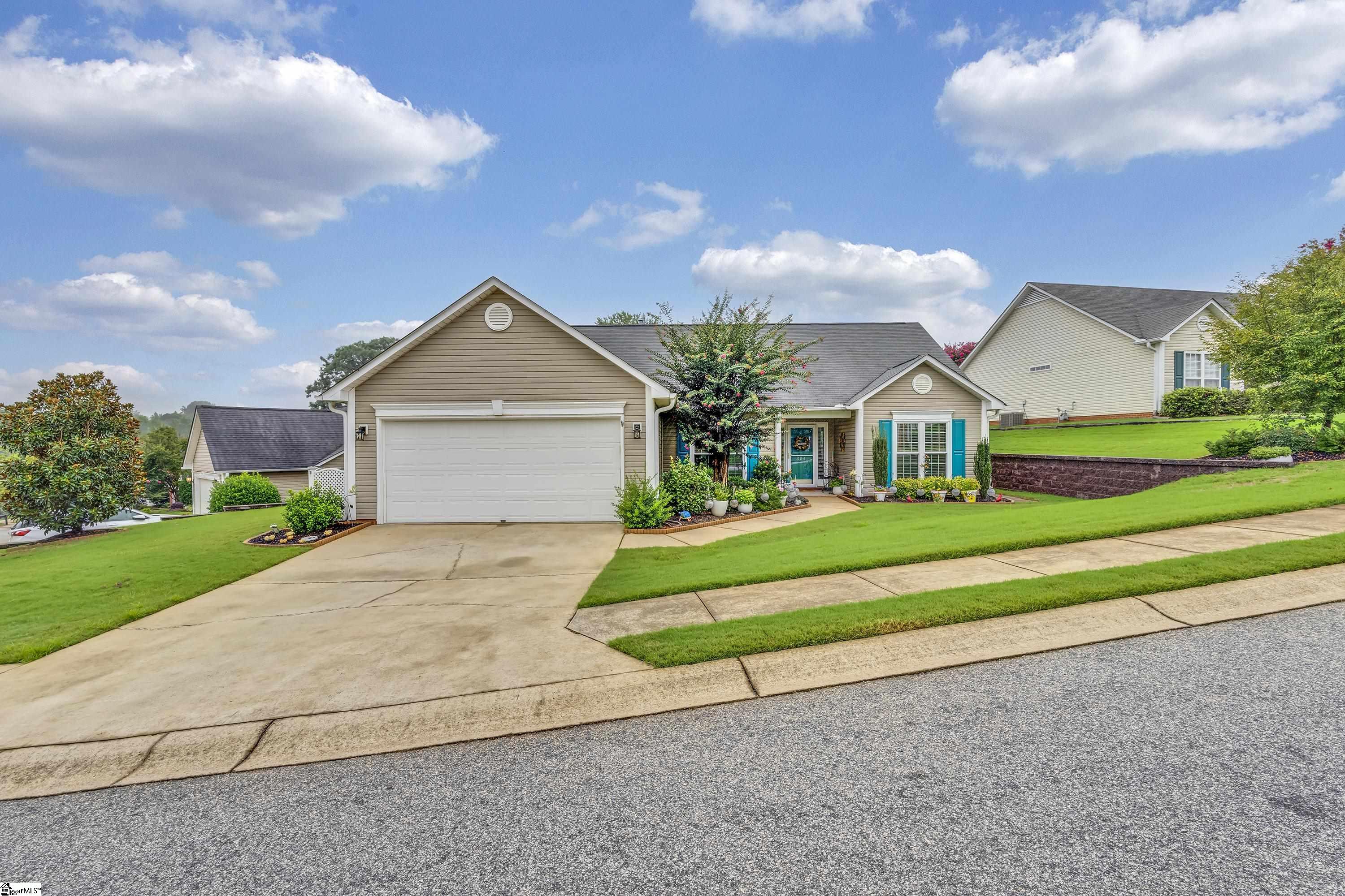 304 Lexington Place Way Greenville, SC 29615
