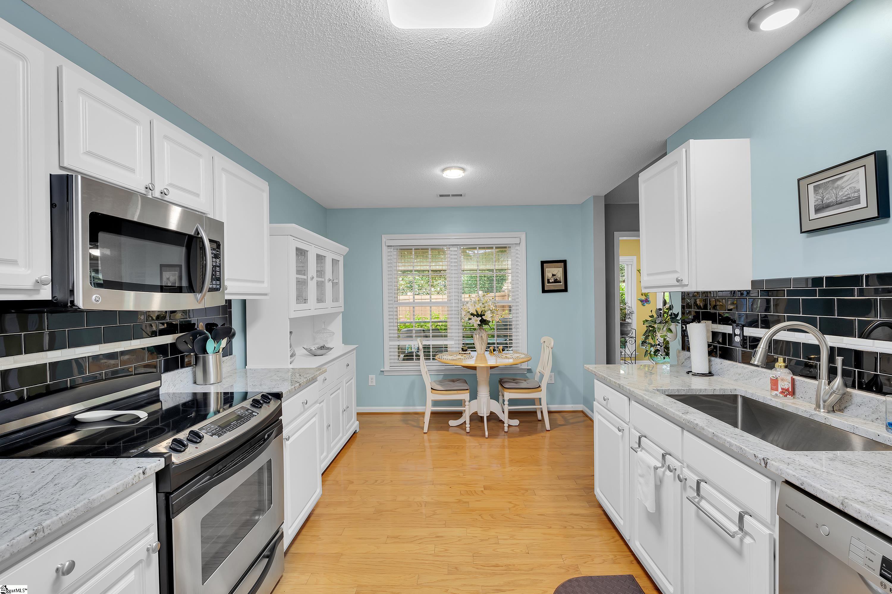 304 Lexington Place Way Greenville, SC 29615