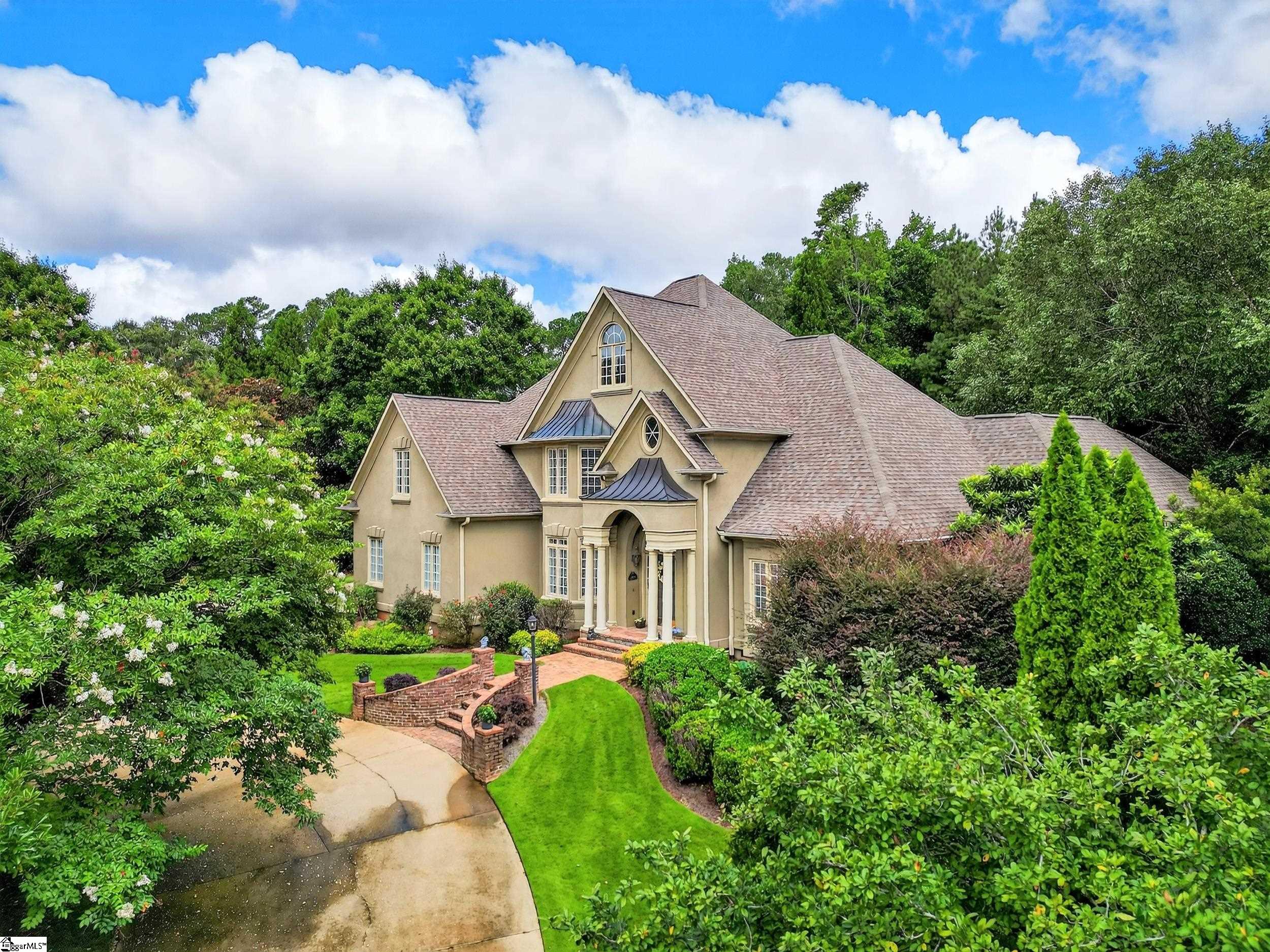 374 Hidden Creek Circle Spartanburg, SC 29306