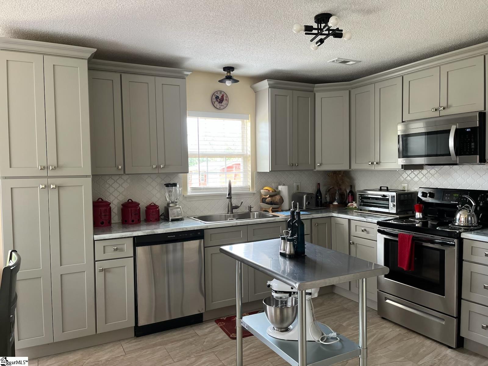 4521 Cross Anchor Road Enoree, SC 29335